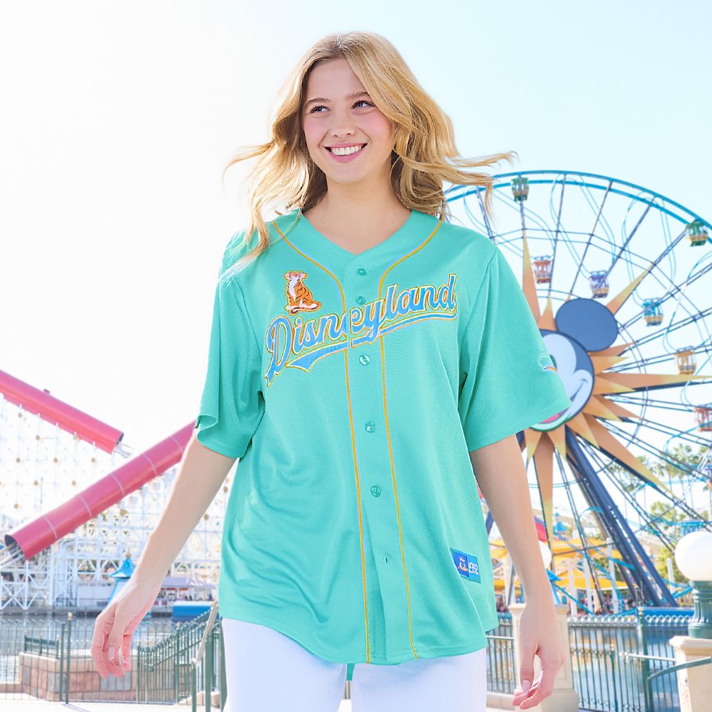 Jasmine Baseball Shirt for Adults &ndash; Aladdin &ndash; Disneyland