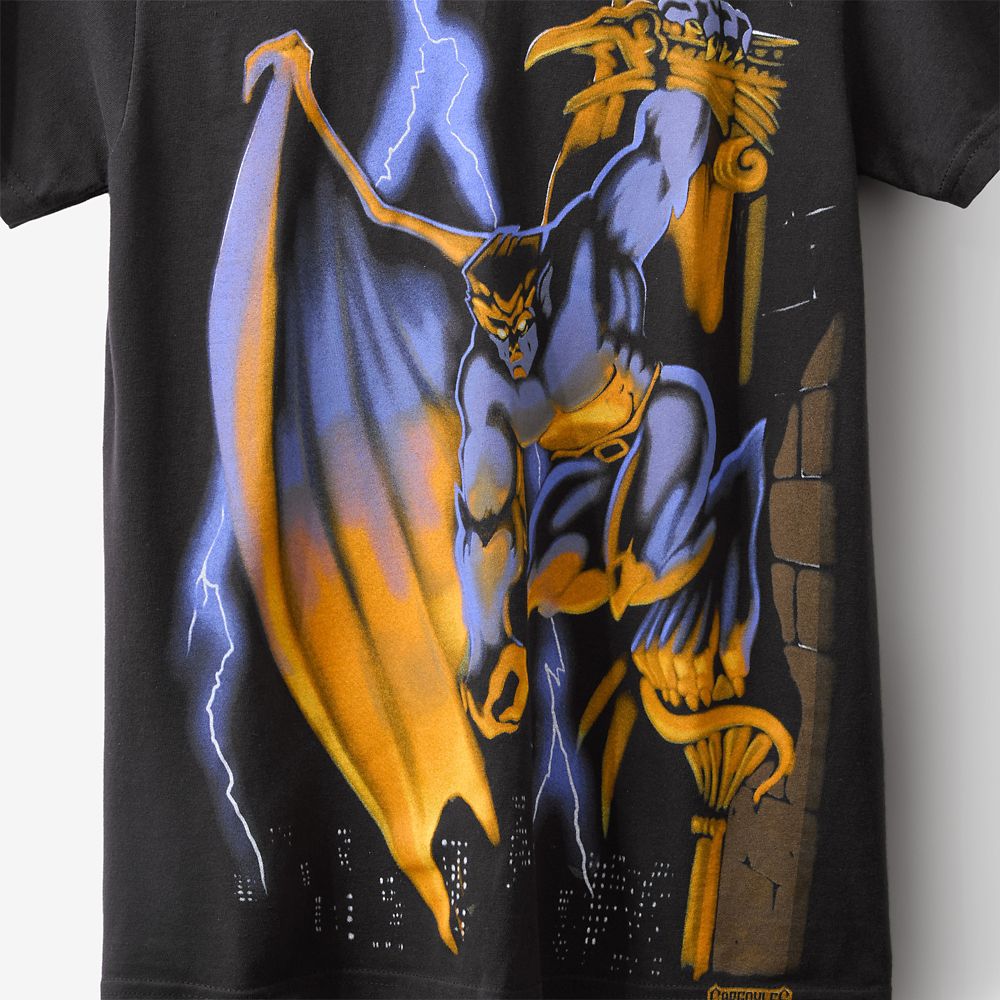 Goliath Disney | Bobby Kim T-Shirt for Adults &ndash; Gargoyles &ndash; Black &ndash; Limited Release
