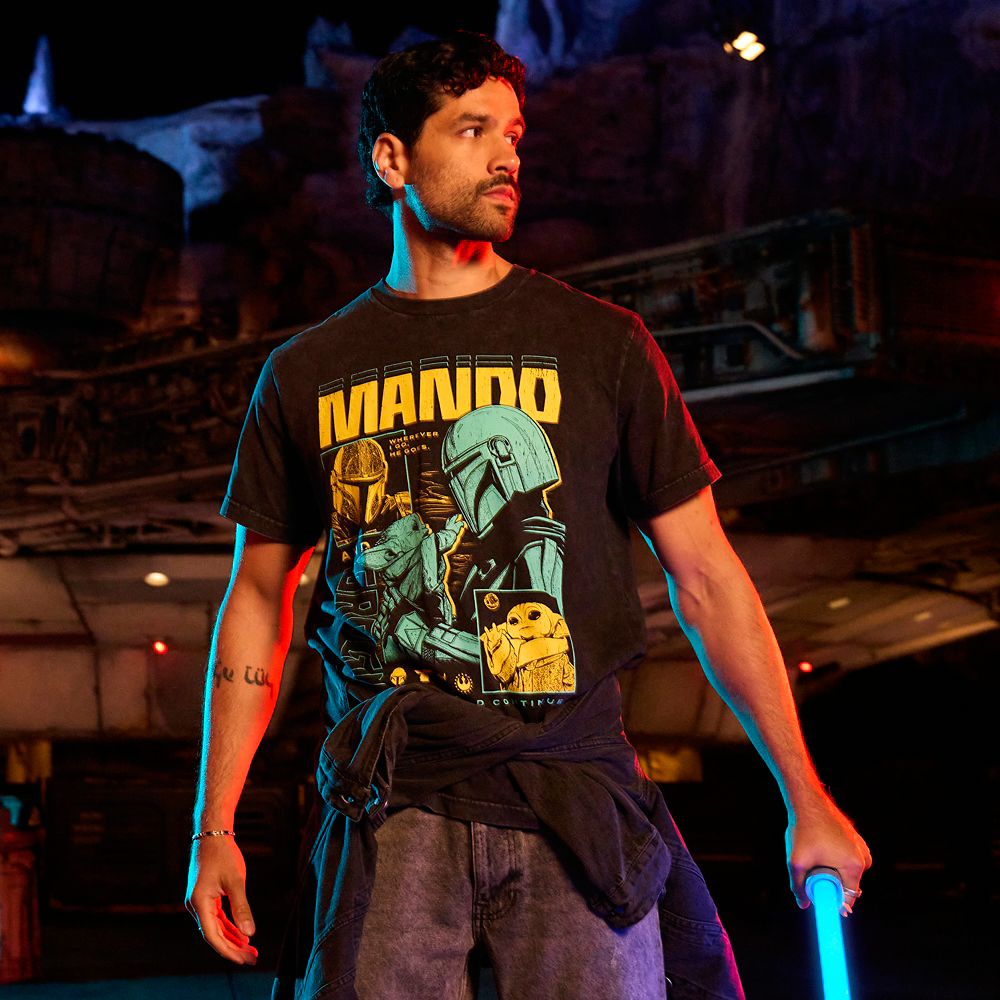 The Mandalorian and Grogu T-shirt for Adults &ndash; Star Wars