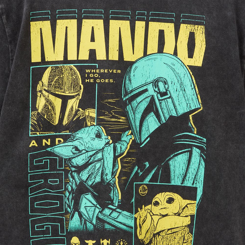 The Mandalorian and Grogu T-shirt for Adults &ndash; Star Wars
