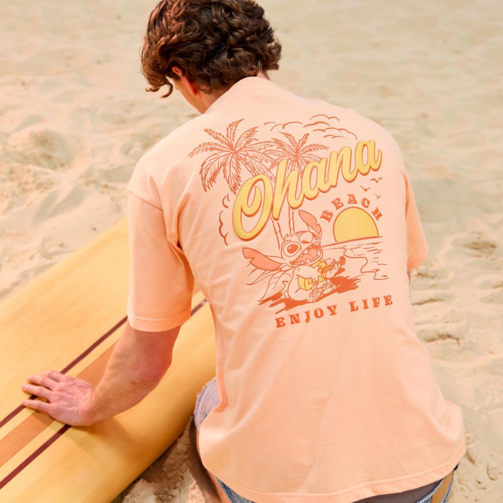 Stitch Surf T-Shirt for Adults &ndash; Lilo & Stitch