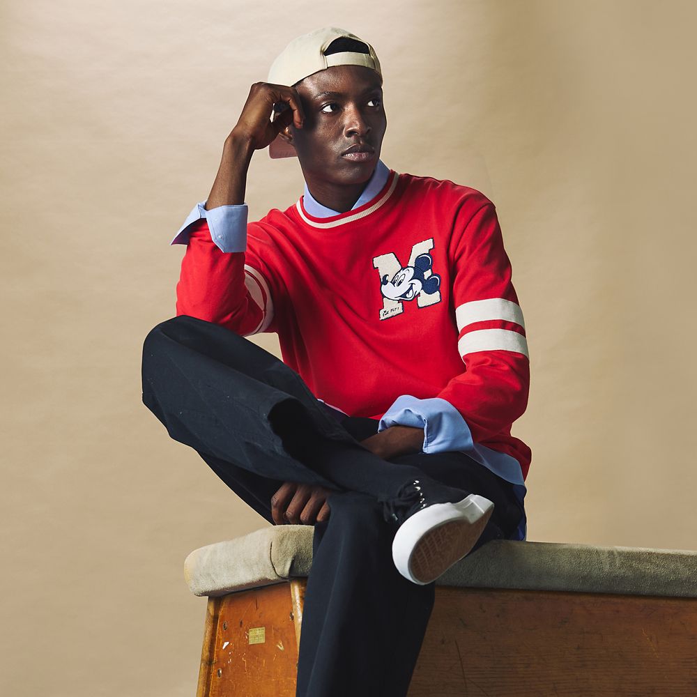 Mickey Mouse Collegiate Long Sleeve T-Shirt for Adults &ndash; Walt Disney World