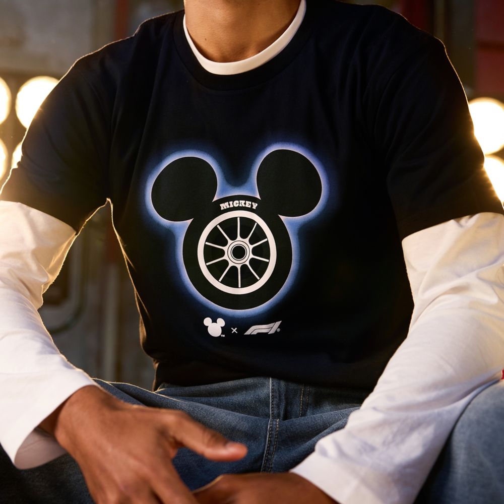 Disney&nbsp;x Formula 1&reg;&nbsp;Velocity Mickey Mouse T-Shirt for Men - Black
