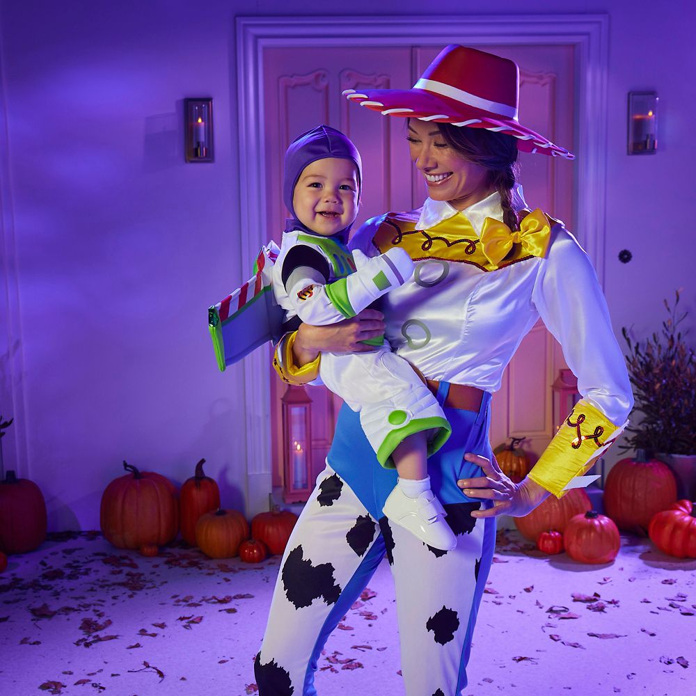 Jessie Deluxe Costume for Adults by Disguise &ndash; Toy Story