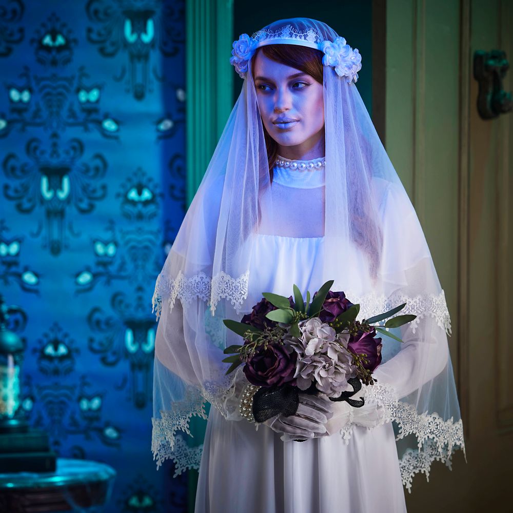 The Haunted Mansion Bride Light-Up Veil for Adults
