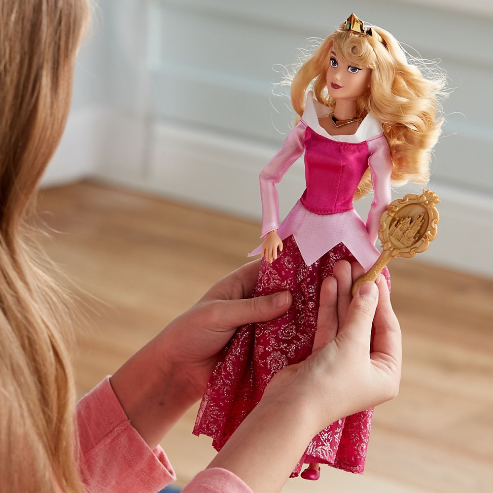 Aurora Classic Doll &ndash; Sleeping Beauty &ndash; 11 1/2''