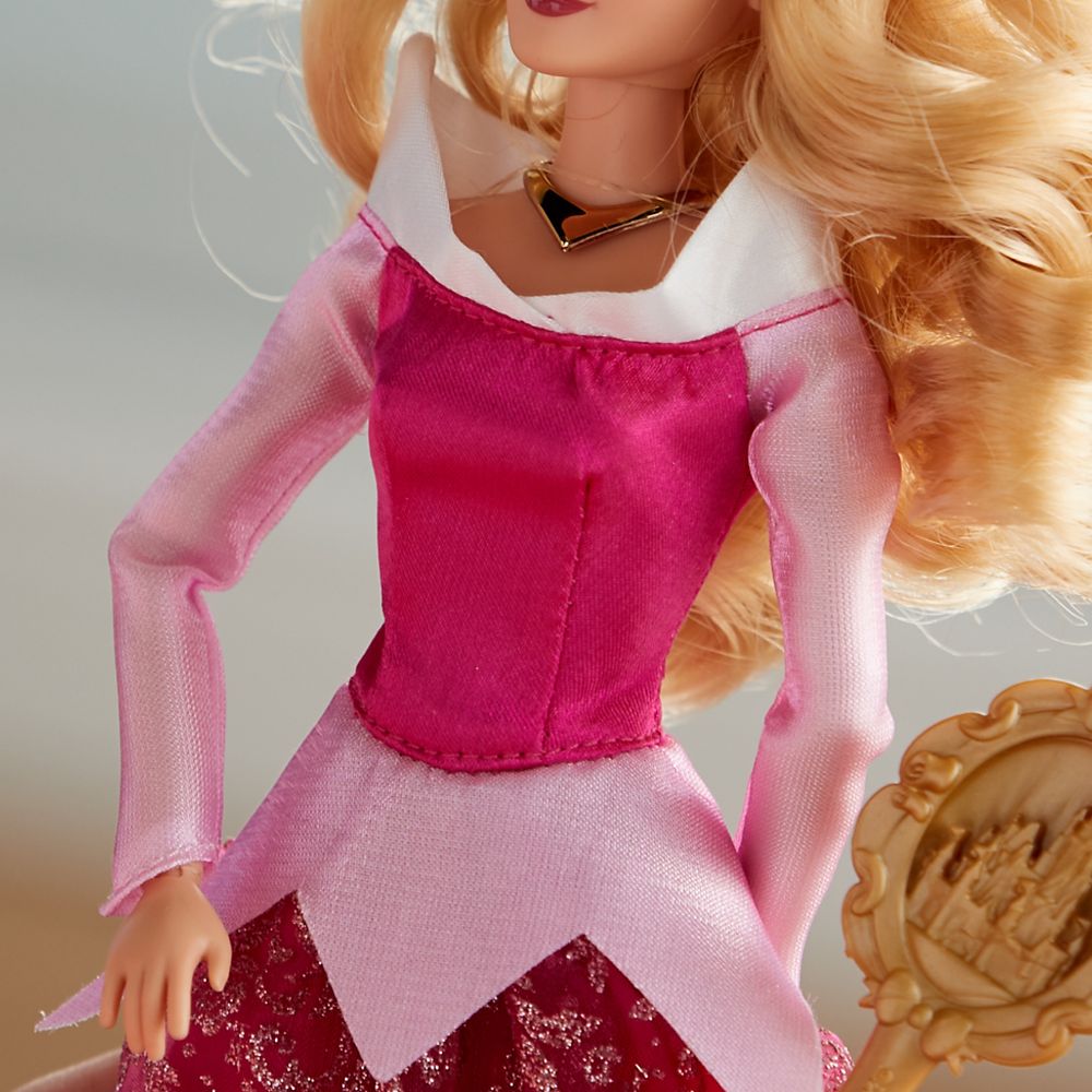 Aurora Classic Doll &ndash; Sleeping Beauty &ndash; 11 1/2''