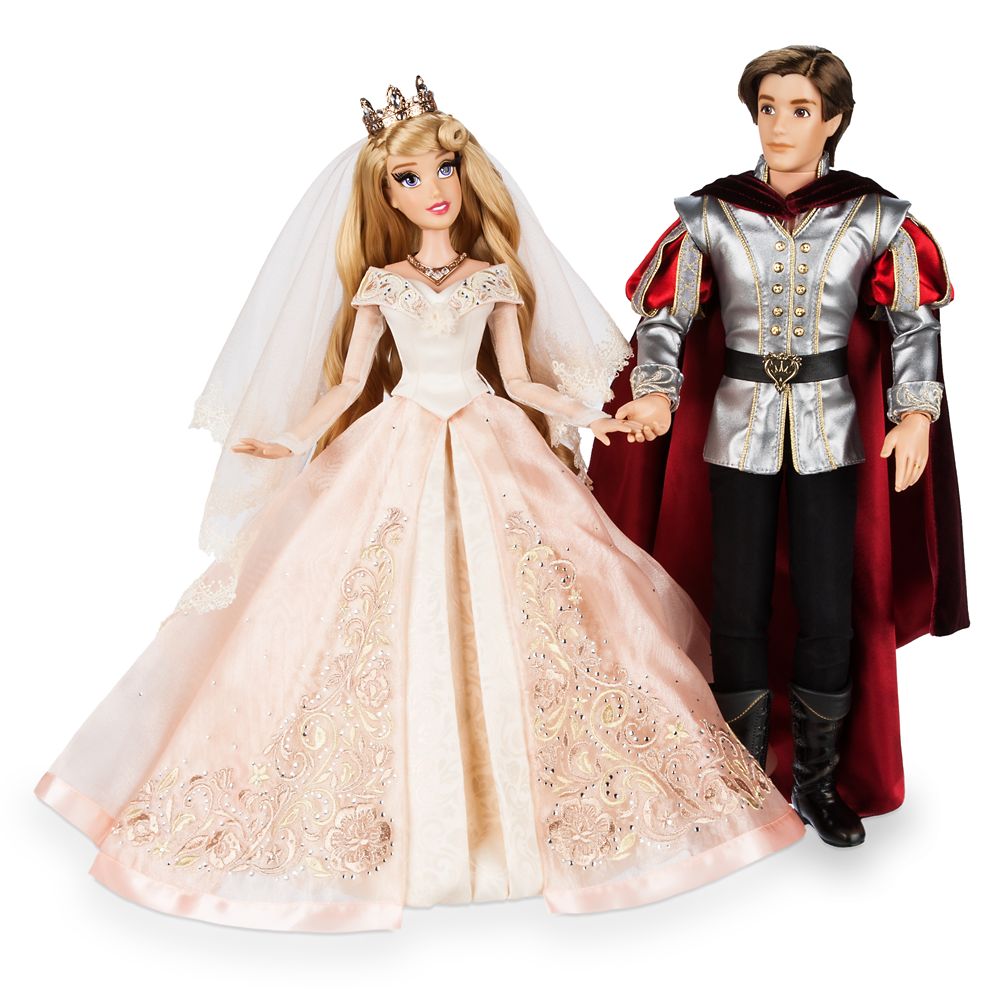 Disney Store Sleeping Beauty Limited Edition Aurora store 17