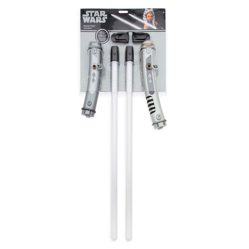 Ahsoka Tano LIGHTSABER Toy Set &ndash; Star Wars