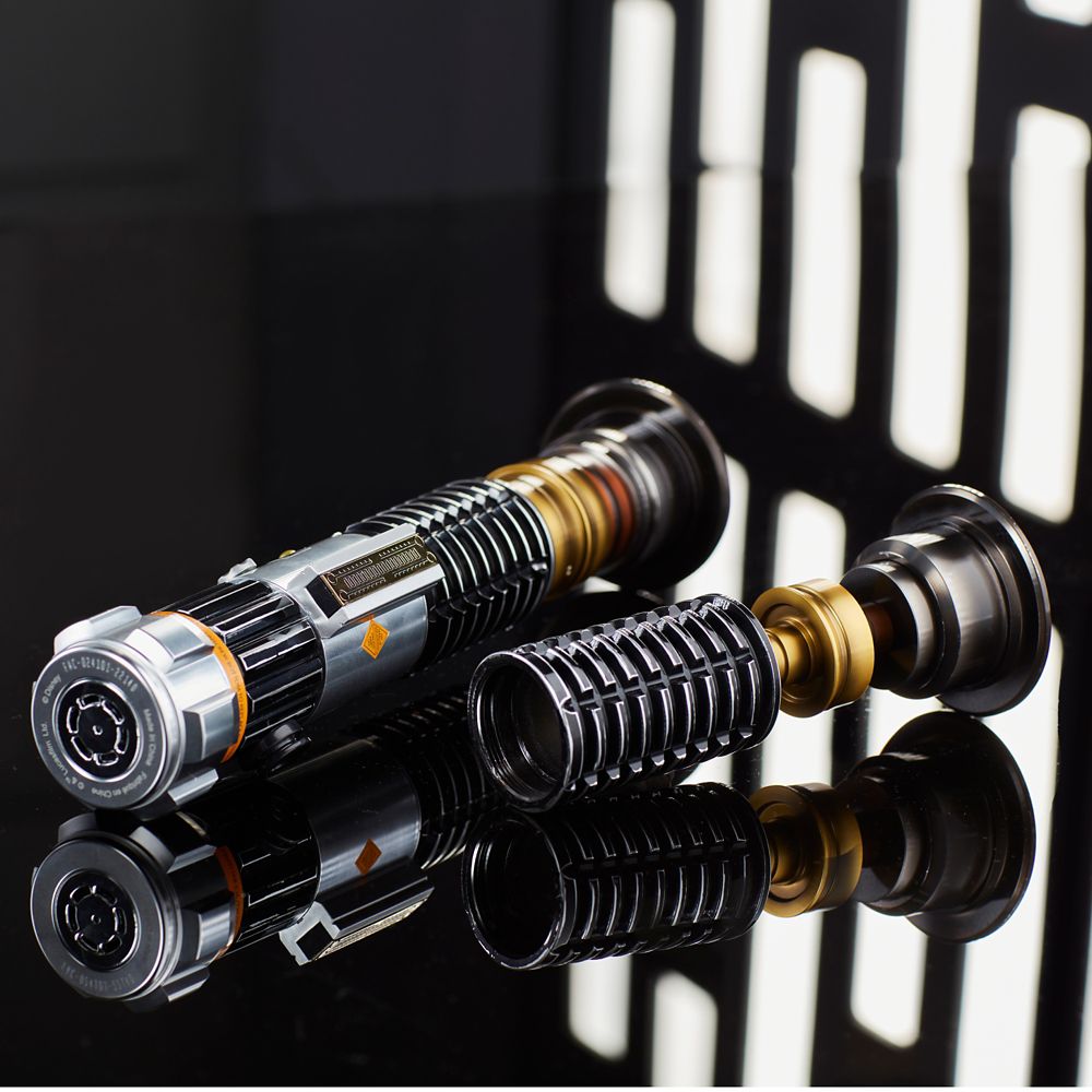 Obi-Wan Kenobi Legacy LIGHTSABER Collectible Set - Star Wars