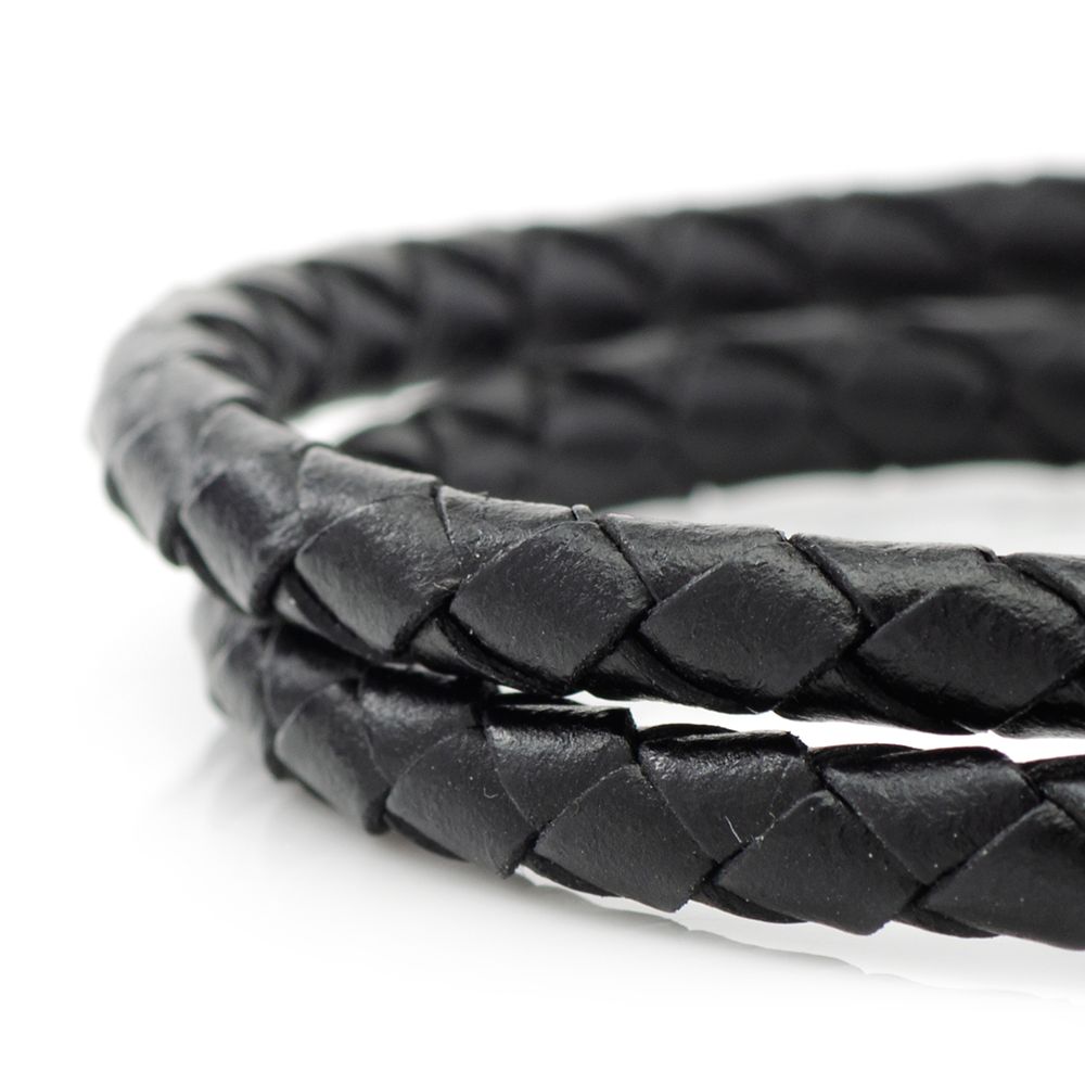 The Mandalorian Helmet Double Wrap Bracelet &ndash; Star Wars