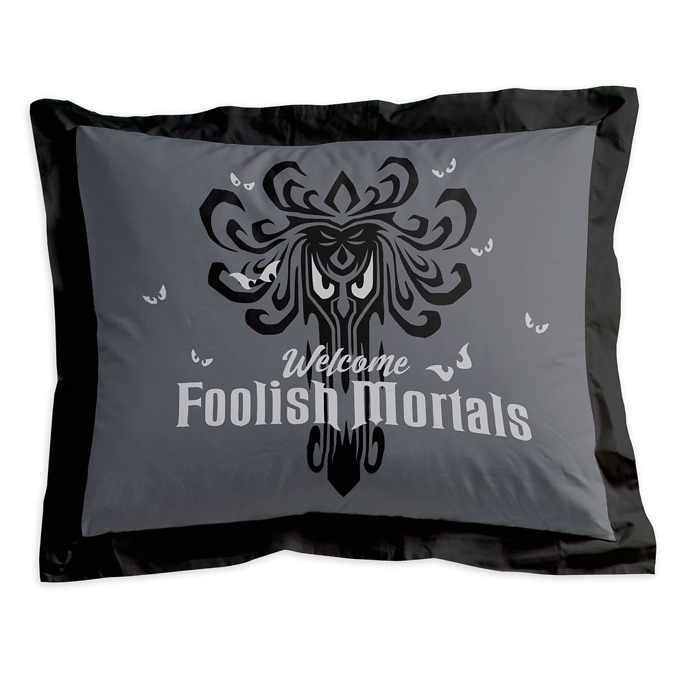 Happy Haunts Comforter and Sham Set &ndash; Twin / Full / Queen &ndash; The Haunted Mansion