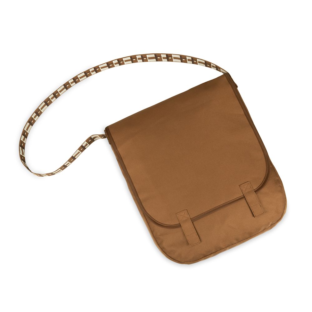 Millennium Falcon Picnic Blanket and Chewbacca Messenger Bag &ndash; Star Wars