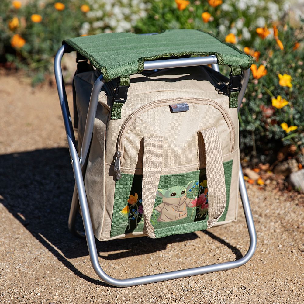 Grogu Garden Stool and Tools Set &ndash; Star Wars: The Mandalorian