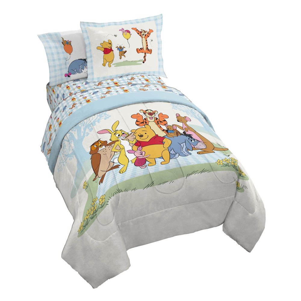 Winnie the Pooh and Pals Bedding Set &ndash; Twin / Full