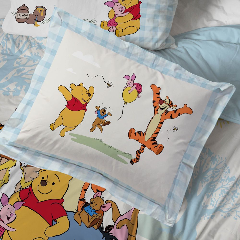 Winnie the Pooh and Pals Bedding Set &ndash; Twin / Full