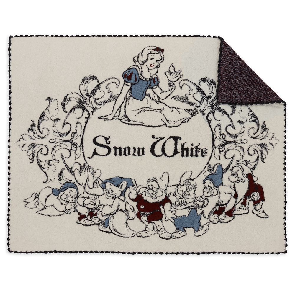 Snow White CozyChic&reg; Blanket by Barefoot Dreams &ndash; Snow White and the Seven Dwarfs