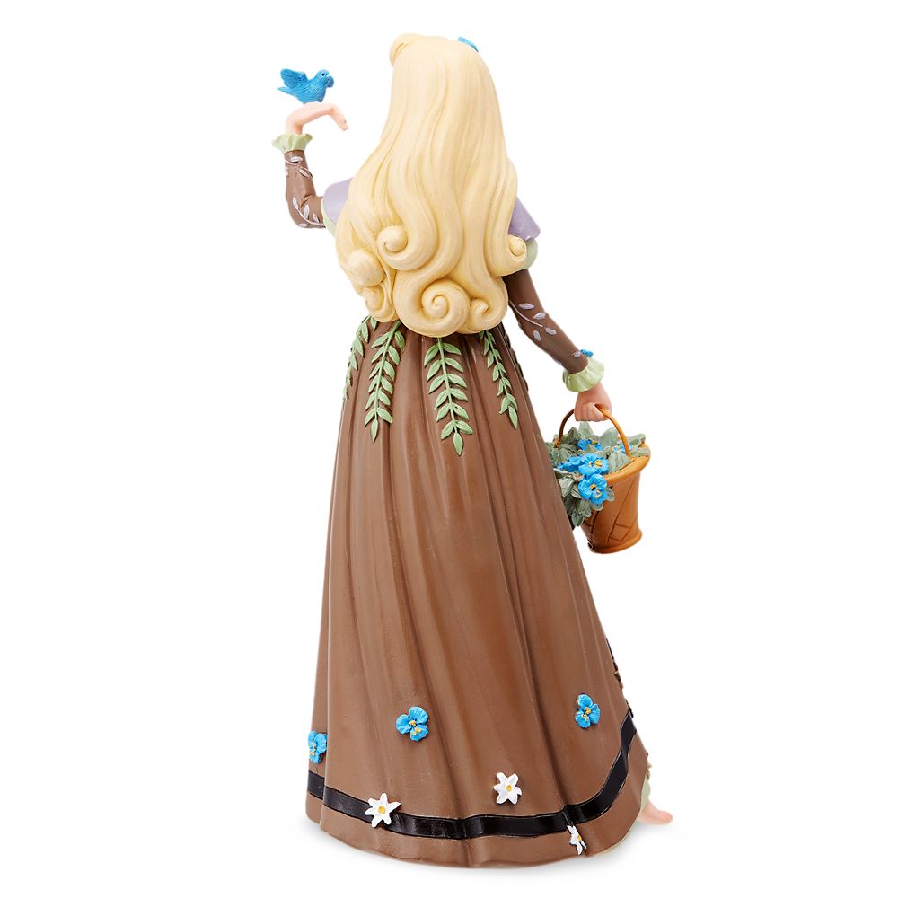 Aurora as Briar Rose Botanical Couture Figure - Sleeping Beauty