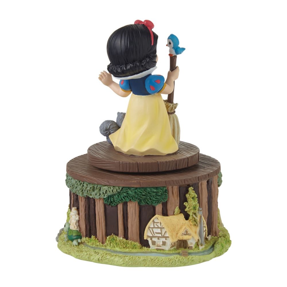 Snow White ''Whistle While You Work'' Musical Figure by Precious Moments