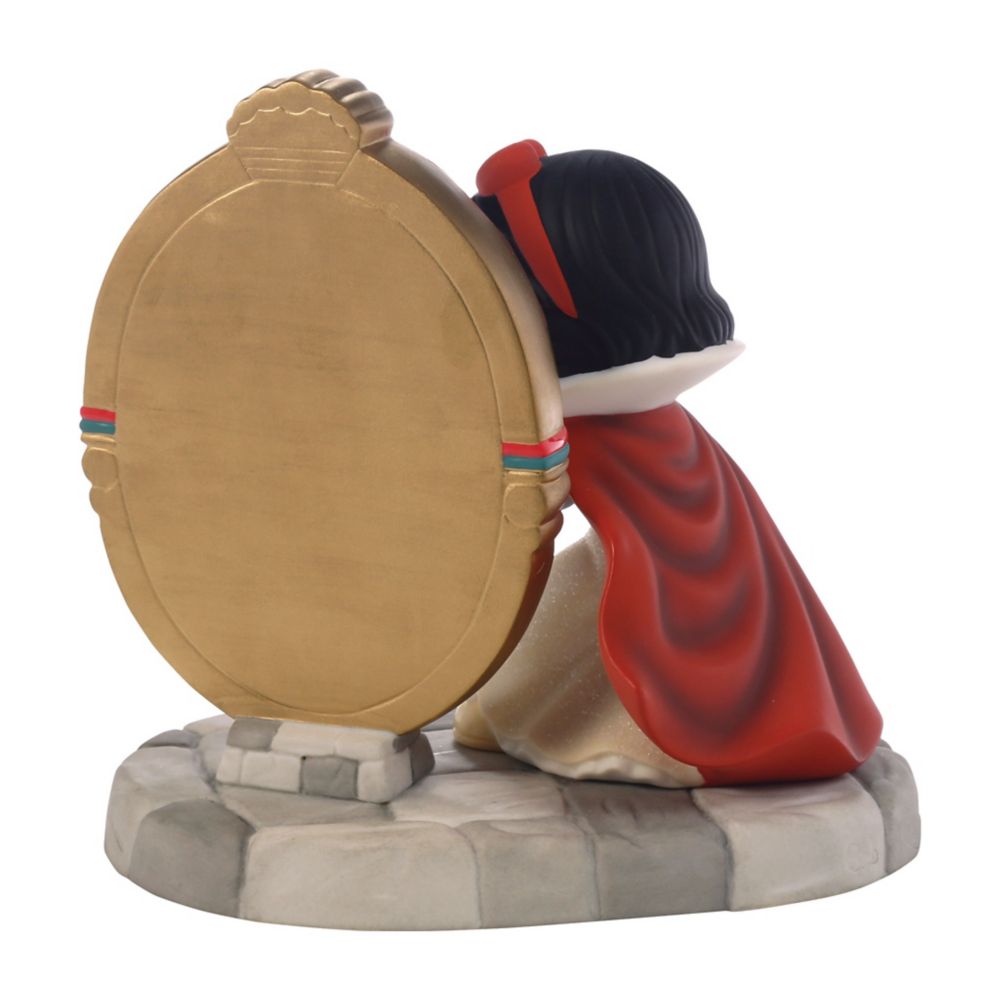 Snow White and Magic Mirror ''Your Kindness Shines Through'' Figure by Precious Moments
