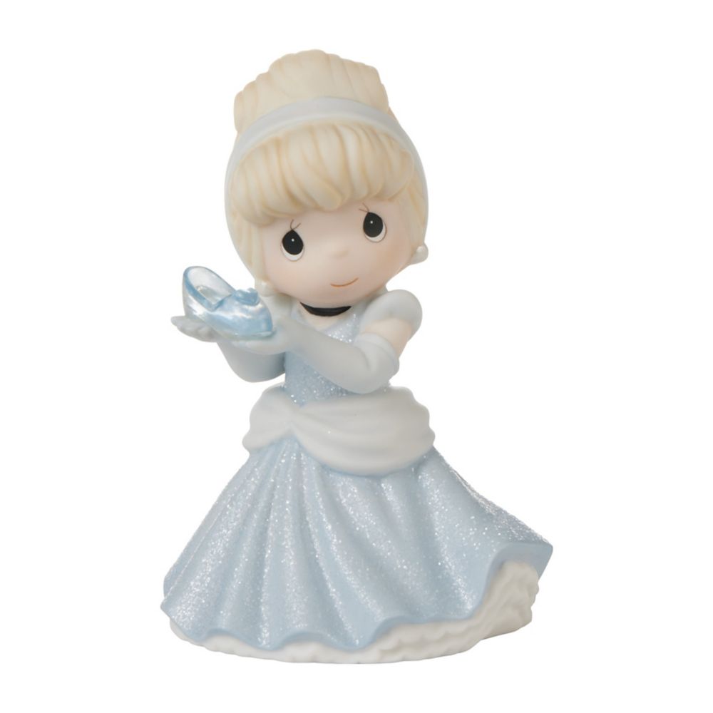 Cinderella ''Your Dream is the Perfect Fit'' Figure by Precious Moments
