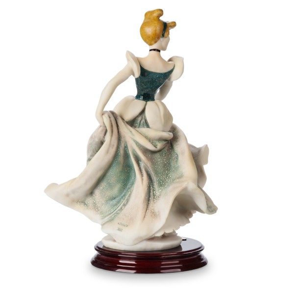 Cinderella Figure by Giuseppe Armani | Disney Store Cinderella Figure by Giuseppe Armani | Disney Store
