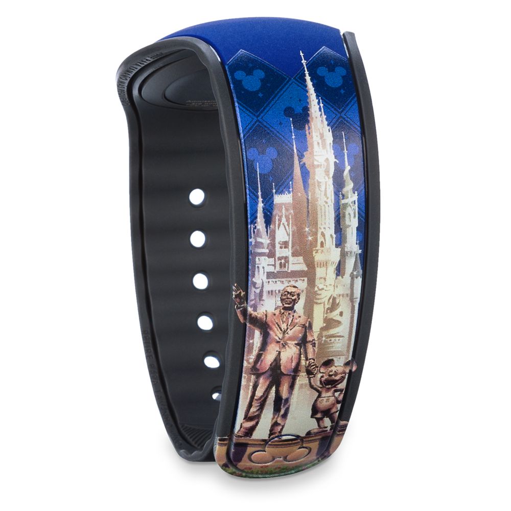 New Dooney shops and Bourke WDW 50th Magicband