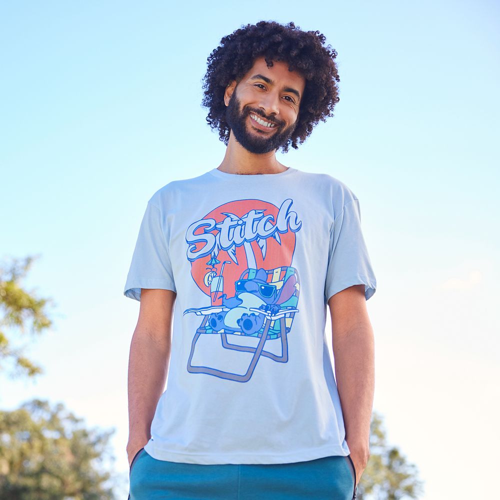 Stitch Beach Chair T-Shirt for Adults &ndash; Lilo & Stitch