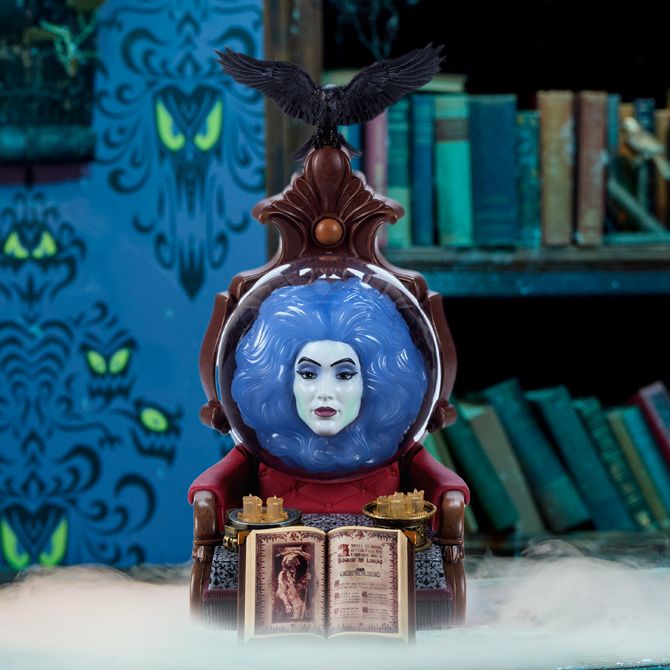 Background image of Figurines