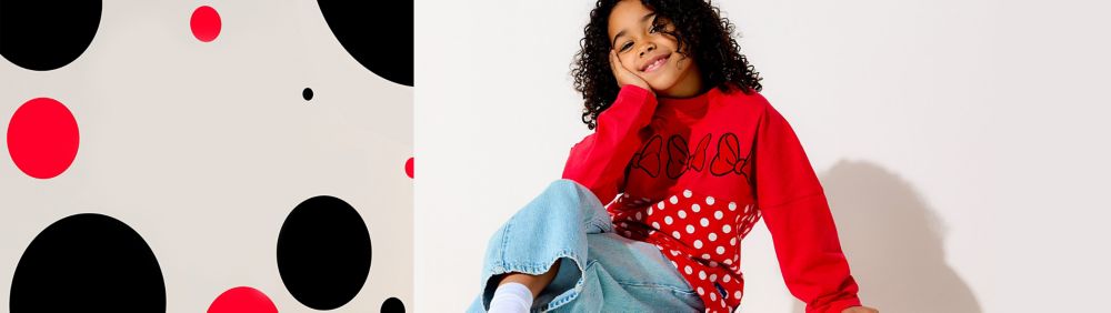 Background image of Minnie Mouse