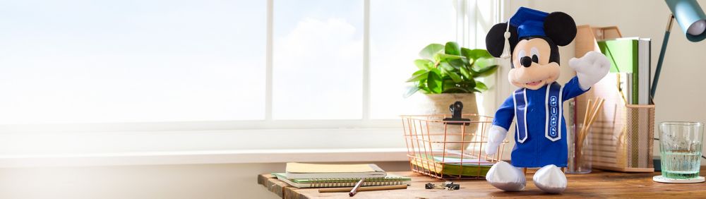 Background image of Graduation Gift Ideas