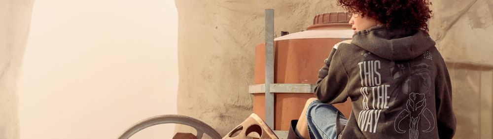 Background image of Star Wars: The Mandalorian and Grogu