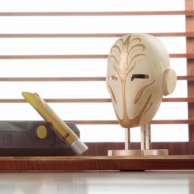 Background image of Star Wars Temple Guard Collection