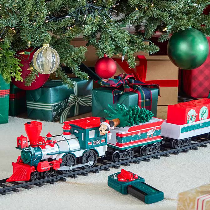 ディズニー クリスマス トレイン フィギュア Disney store Disney Store New Arrivals | Disney Store