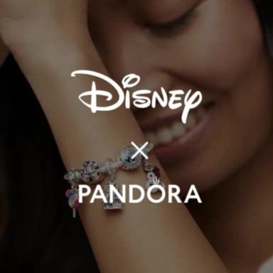 Disney - ☆DISNEY STORE 新品タグ付 お顔厳選 寝具にの通販 by