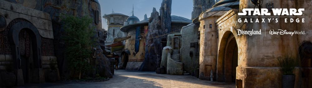 Background image of Star Wars: Galaxy&rsquo;s Edge